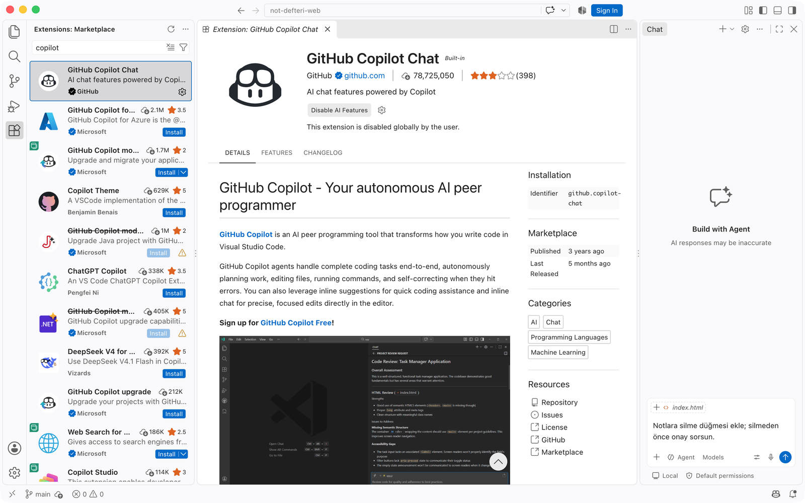 VS Code'un Extensions panelinde 'copilot' araması. Solda sonuç listesi: en üstte GitHub Copilot Chat (GitHub, doğrulanmış), altında Microsoft'un Copilot eklentileri ve topluluk eklentileri. Ortada GitHub Copilot Chat sayfası: 'Built-in' etiketi, 78.725.050 indirme, üç yıldız, 'AI chat features powered by Copilot' açıklaması ve 'GitHub Copilot - Your autonomous AI peer programmer' başlıklı tanıtım. Sağda boş Chat paneli: 'Build with Agent'.