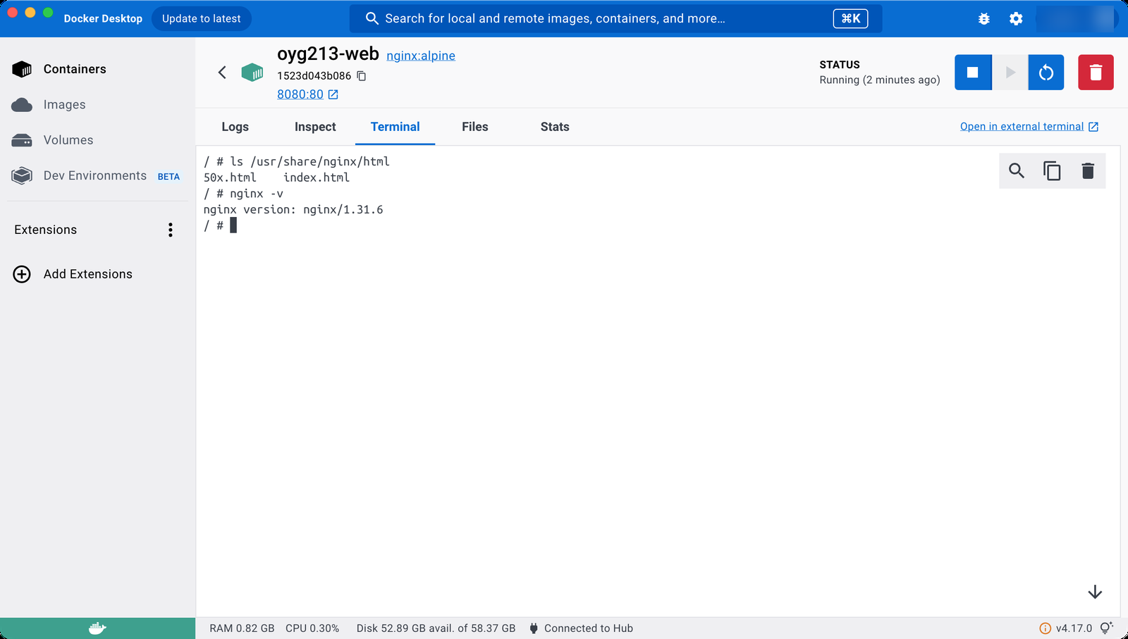 oyg213-web konteynerinin Terminal sekmesi. Komutlar: '/ # ls /usr/share/nginx/html' çıktısı '50x.html index.html'; '/ # nginx -v' çıktısı 'nginx version: nginx/1.31.6'. Sağ üstte 'Open in external terminal' bağlantısı.